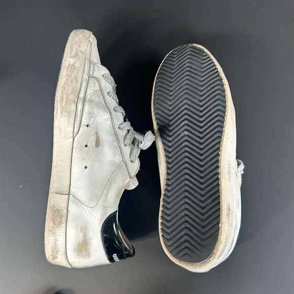 Golden Goose Sneakers - Picture 4 of 4